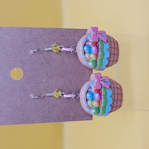 Jewelry - Easter Egg Basket Earrings